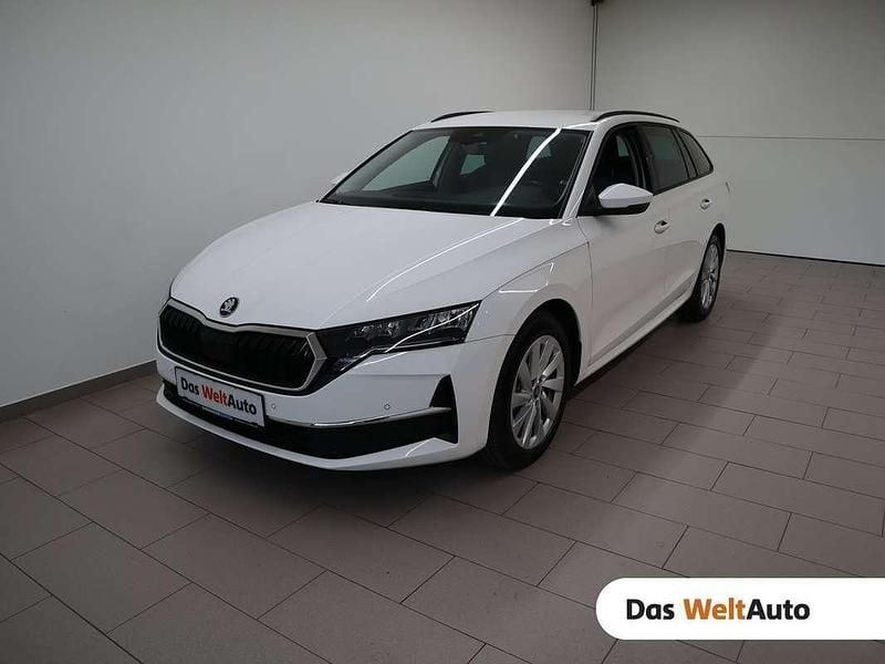 Gebraucht Skoda Octavia Selection 150 PS (110 kW) 2024 Weiss  normal Kombi