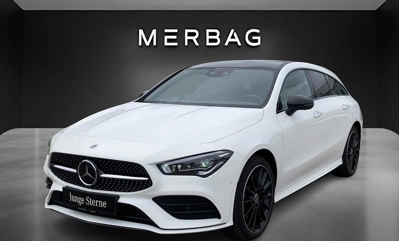 Polarweiß Gebraucht 2023 Mercedes CLA250 Shooting Brake Kombi | € 38.990 (Teuer) - Bild 1/4