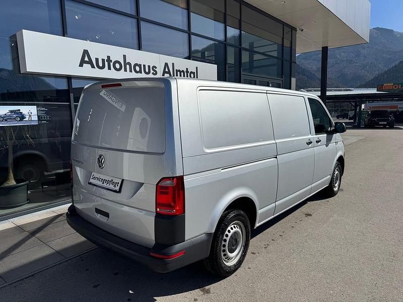 Gebraucht VW T6 150 PS (110 kW) 2019 Silber  metallic Van