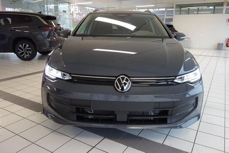 Gebraucht VW Golf VIII Business 115 PS (84 kW) 2025 Mittelgrau  metallic Kombi