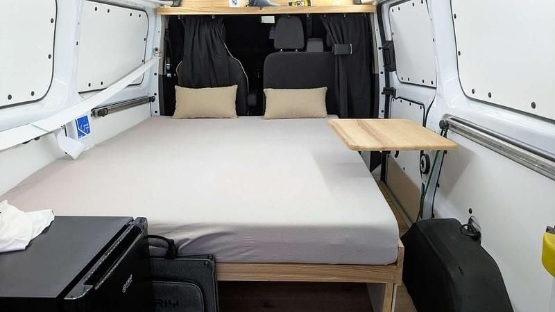 Gebraucht Ford Transit Basis 101 PS (74 kW) 2014 Weiß Limousine