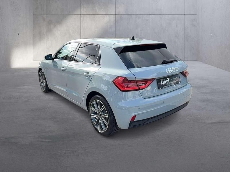 Neu Audi A1 116 PS (85 kW) 2025 Grau Kleinwagen