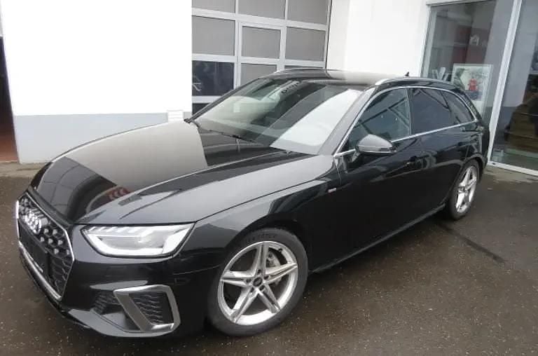 Gebraucht Audi A4 S-Line 204 PS (150 kW) 2024 Schwarz  metallicperleffektno Kombi