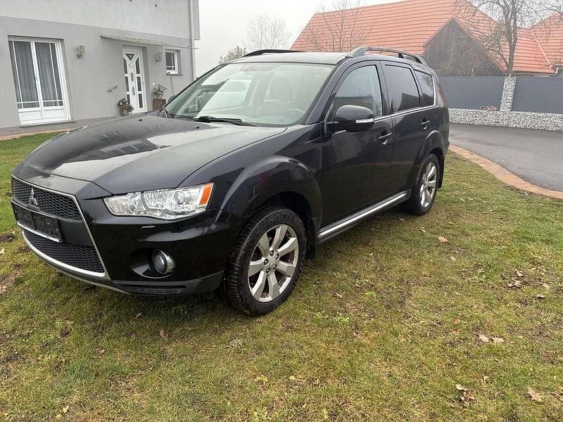 Gebraucht Mitsubishi Outlander Intense 156 PS (114 kW) 2010 SUV