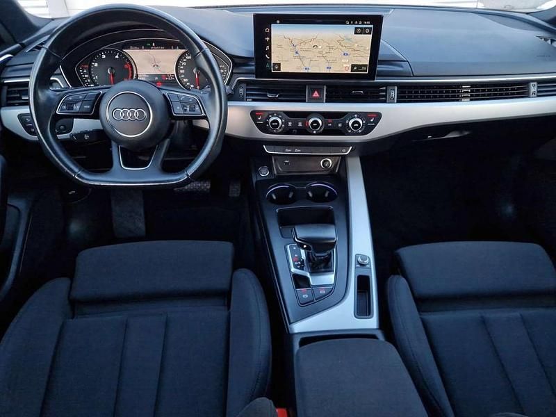 Gebraucht Audi A4 S-Line 163 PS (119 kW) 2022 Weiß Kombi