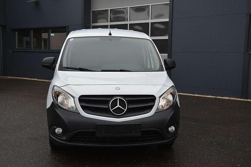 Gebraucht Mercedes Citan 109 90 PS (66 kW) 2017 Weiß Van