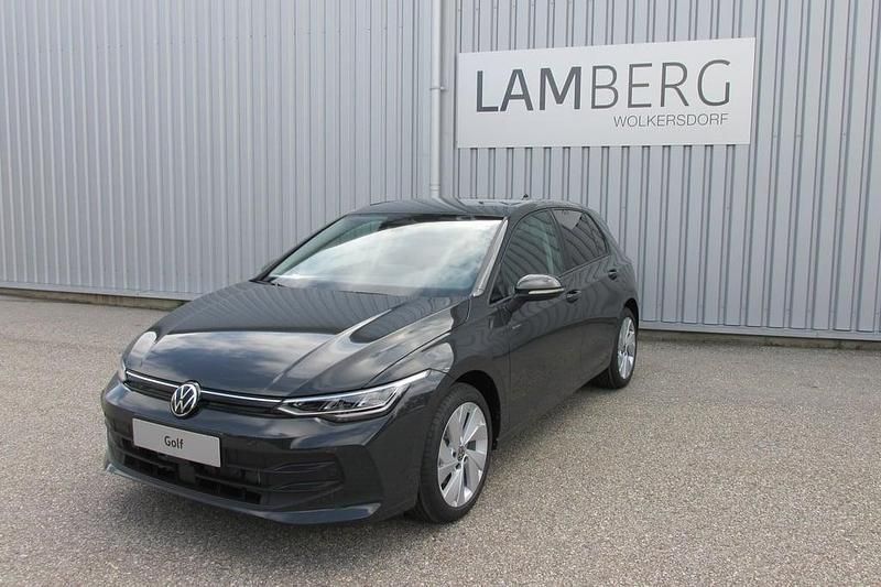 Neu VW Golf VIII 115 PS (84 kW) 2025 Mittelgrau  normal Limousine