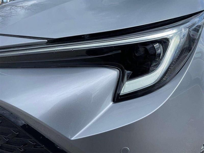 Gebraucht Toyota Corolla Active 98 PS (72 kW) 2024 Silbergraumetallic Kombi