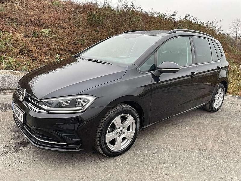 Gebraucht VW Golf VII Comfortline 116 PS (85 kW) 2019 Schwarz Limousine