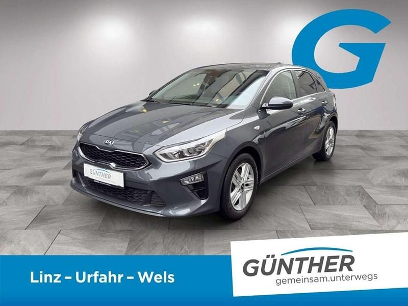 Gebraucht Kia Ceed Silver 101 PS (74 kW) 2020 Grau Kleinwagen