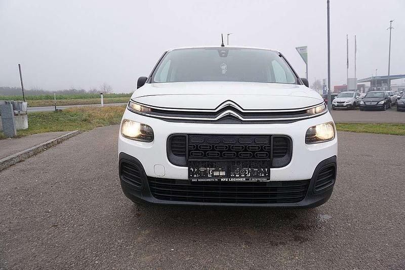 Gebraucht Citroën Berlingo Live 102 PS (75 kW) 2019 Weiß Van / Kleinbus