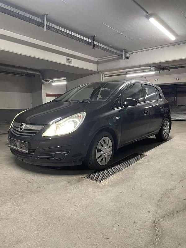Schwarz Gebraucht 2008 Opel Corsa Style Limousine | € 2.200 (Fairer Preis) - Bild 1/4