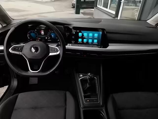 Gebraucht VW Golf VIII Pro 116 PS (85 kW) 2022 Schwarz Limousine