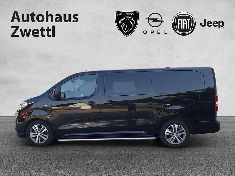 Gebraucht Peugeot Expert 179 PS (131 kW) 2021 Schwarz Van