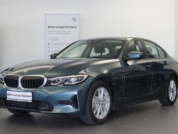 BMW 330e