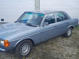 Mercedes 230