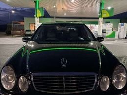 Mercedes E320