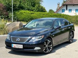 Lexus LS600