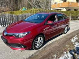 Toyota Auris Hybrid