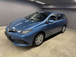 Toyota Auris Hybrid