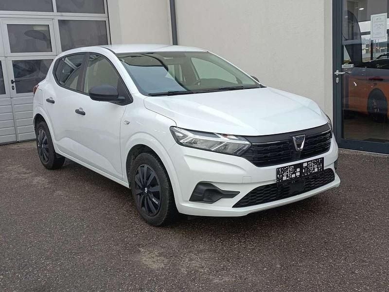Gebraucht Dacia Sandero Essentiel 91 PS (66 kW) 2021 Weiß Limousine