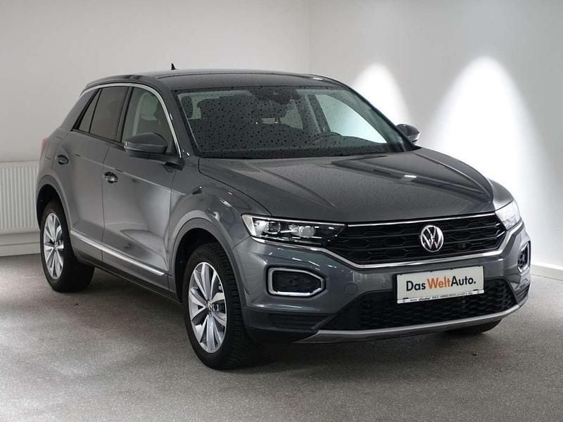 Mittelgrau metallic Gebraucht 2021 VW T-Roc Design SUV | € 19.990 (Guter Preis) - Bild 1/4