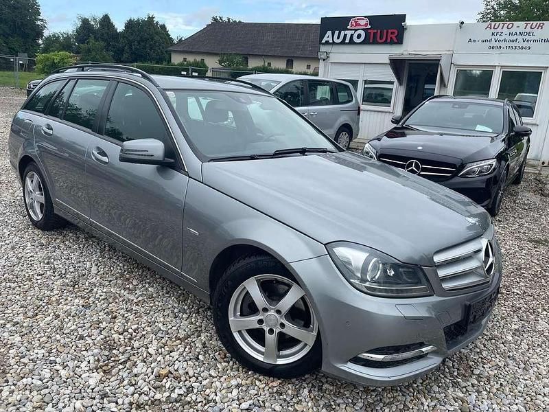 Grau Gebraucht 2012 Mercedes C180 Edition Kombi | € 5.000 - Bild 1/4