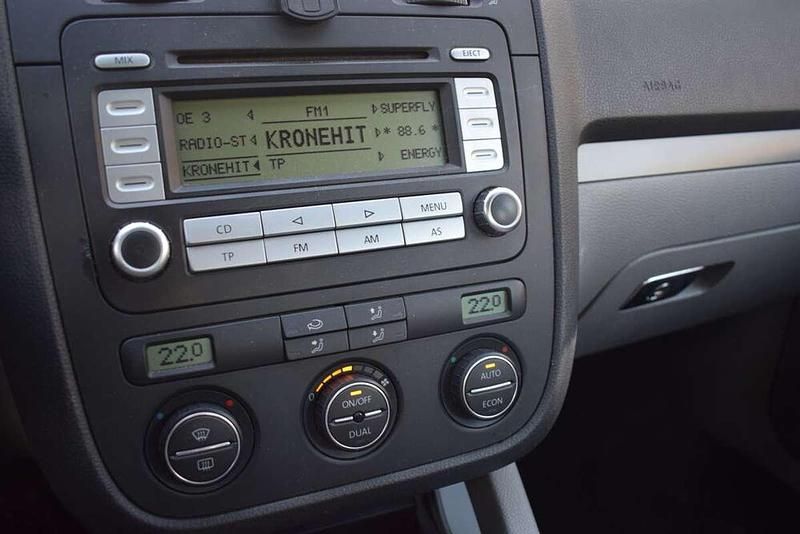 Gebraucht VW Golf IV Comfortline 105 PS (77 kW) 2006 Grau Limousine