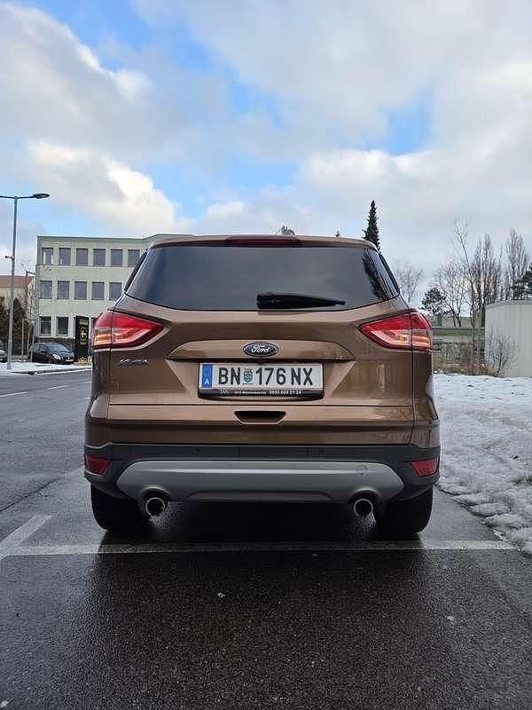 Gebraucht Ford Kuga Titanium 163 PS (119 kW) 2013 Bronze SUV