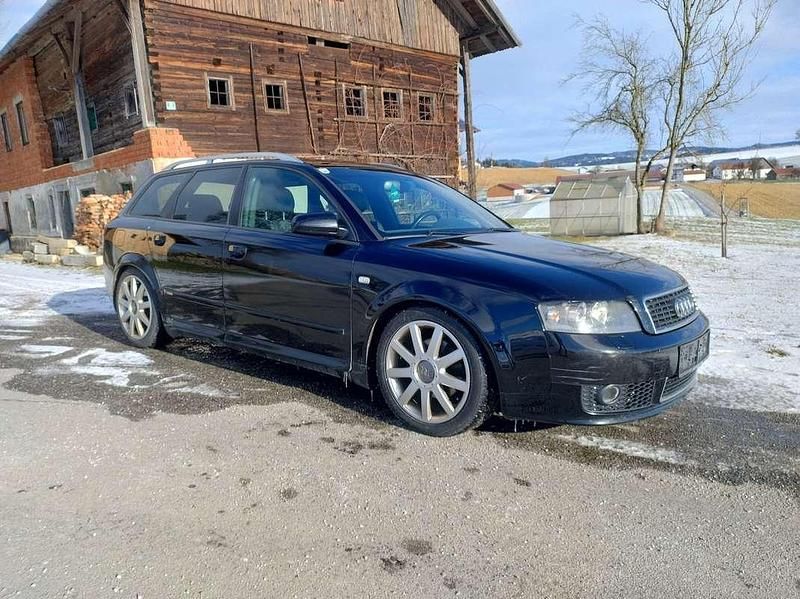 Gebraucht Audi A4 S-Line 131 PS (96 kW) 2003 Schwarz Kombi