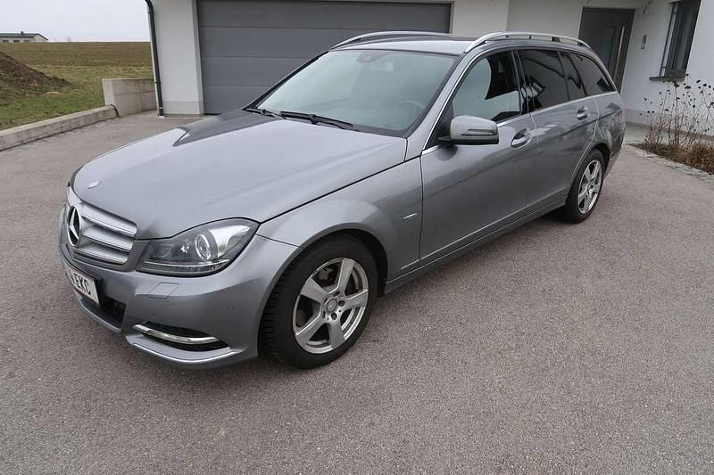 Gebraucht Mercedes C250 Avantgarde 204 PS (150 kW) 2011 Grau Kombi
