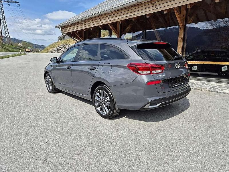 Gebraucht Hyundai i30 GO! 101 PS (74 kW) 2025 Grau Kombi