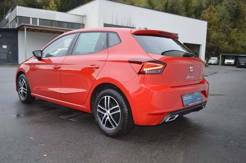 Gebraucht Seat Ibiza FR 95 PS (69 kW) 2024 Mittelrot  normal