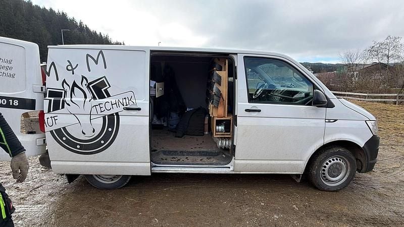 Gebraucht VW T6 150 PS (110 kW) 2017 Van