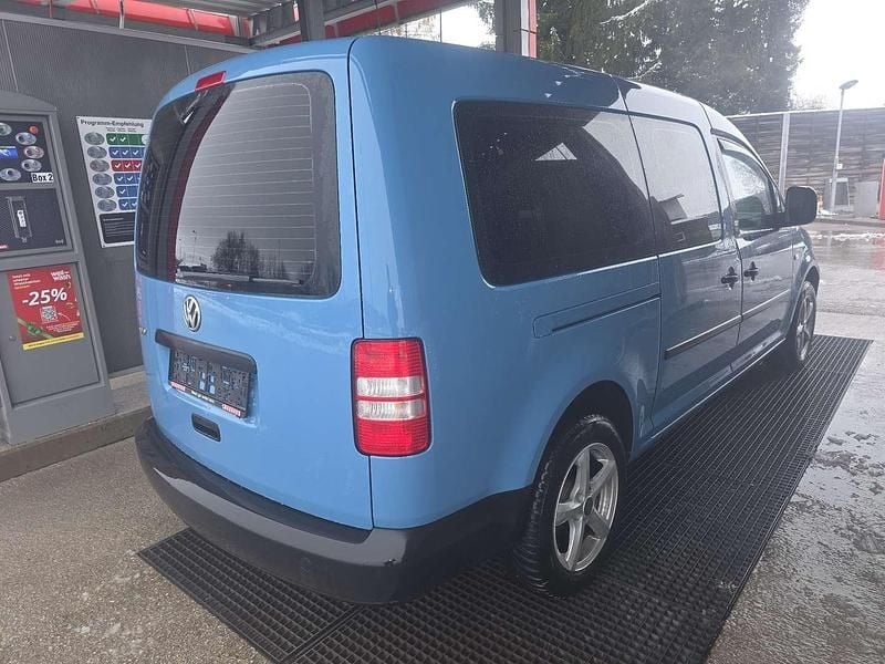 Gebraucht VW Caddy Maxi Highline 140 PS (102 kW) 2012 Blau Van / Kleinbus