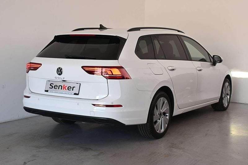 Gebraucht VW Golf VIII Business 116 PS (85 kW) 2025 Weiß Kombi