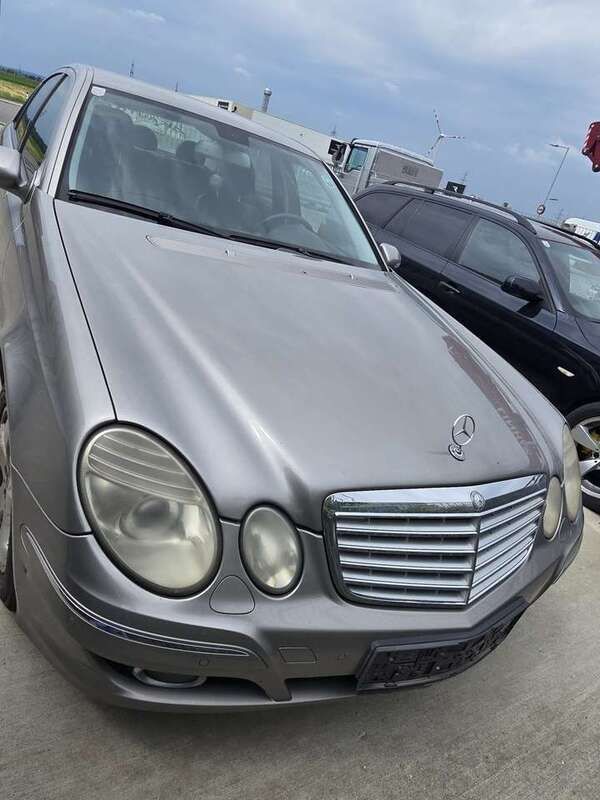 Gebraucht 2007 Mercedes E280 Classic Limousine | € 3.000 - Bild 1/4