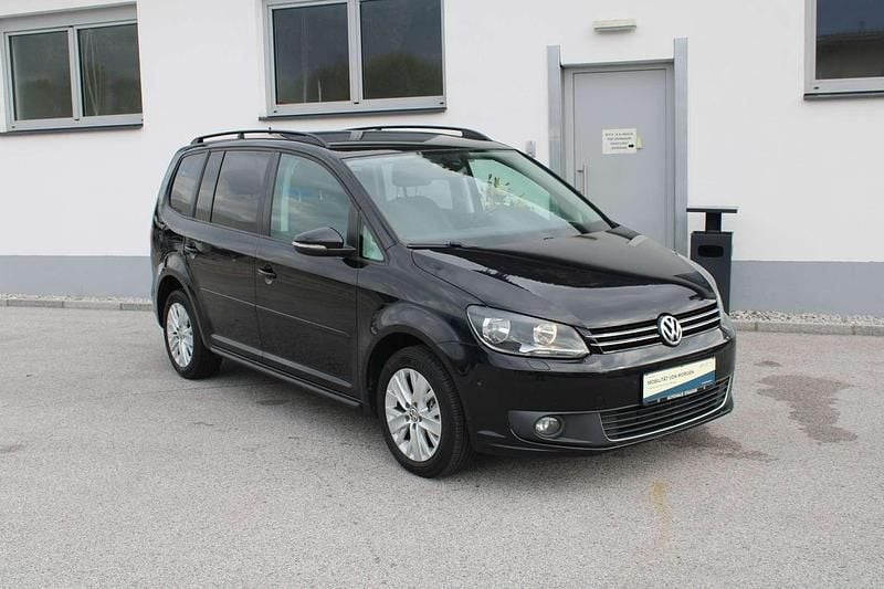 Gebraucht VW Touran 105 PS (77 kW) 2013 Schwarz Van / Kleinbus