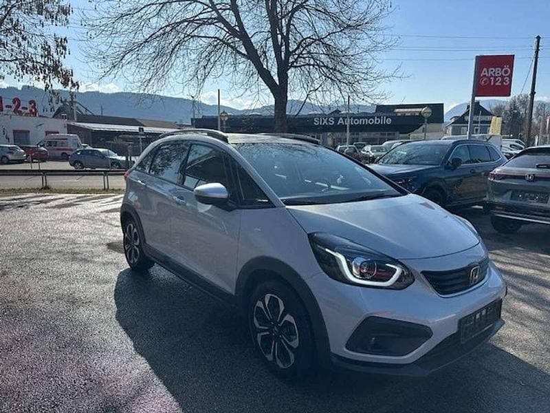 Gebraucht Honda Jazz Executive 98 PS (72 kW) 2021 Weiß Kleinwagen