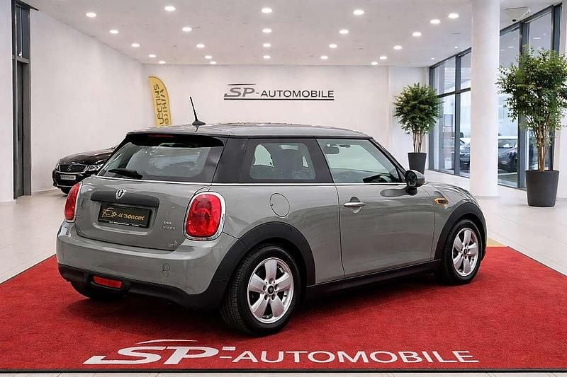 Gebraucht Mini ONE 102 PS (75 kW) 2017 Grau Kleinwagen