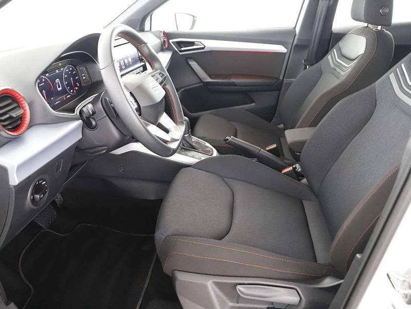 Gebraucht Seat Arona FR 110 PS (80 kW) 2024 Weiss  normal SUV