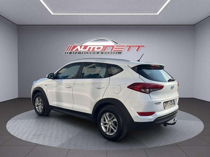 Gebraucht Hyundai Tucson 136 PS (100 kW) 2018 Weiß SUV