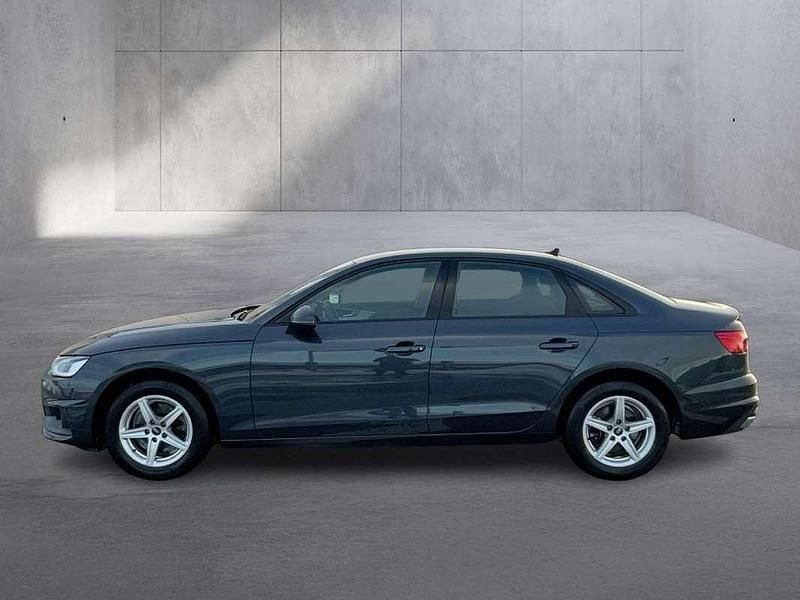 Gebraucht Audi A4 136 PS (100 kW) 2024 Grau Limousine