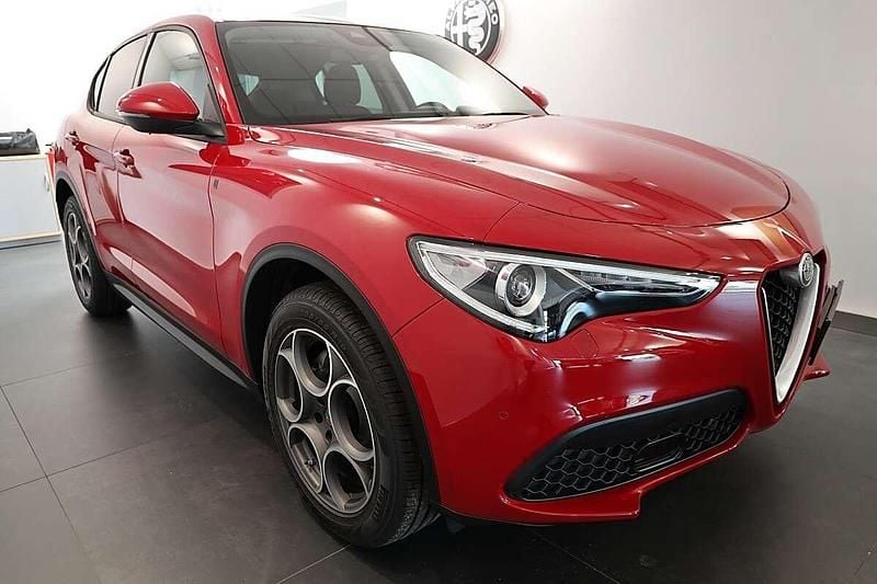 Gebraucht Alfa Romeo Stelvio 190 PS (139 kW) 2021 Rot SUV