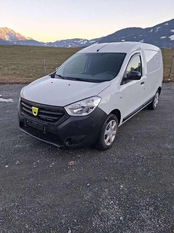 Weiß Gebraucht 2018 Dacia Dokker Express Van | € 8.999 - Bild 1/4