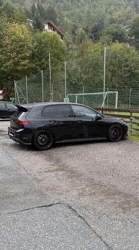 Gebraucht VW Golf VIII GTI Clubsport 300 PS (220 kW) 2023 Schwarz Limousine