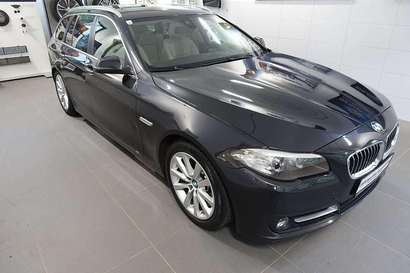 Gebraucht BMW 520 190 PS (139 kW) 2016 Grau Kombi