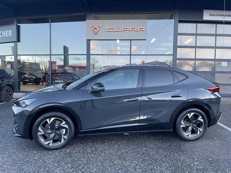 Neu Cupra Tavascan 210 kW (286 PS) 2025 Dunkelgrau  normal SUV