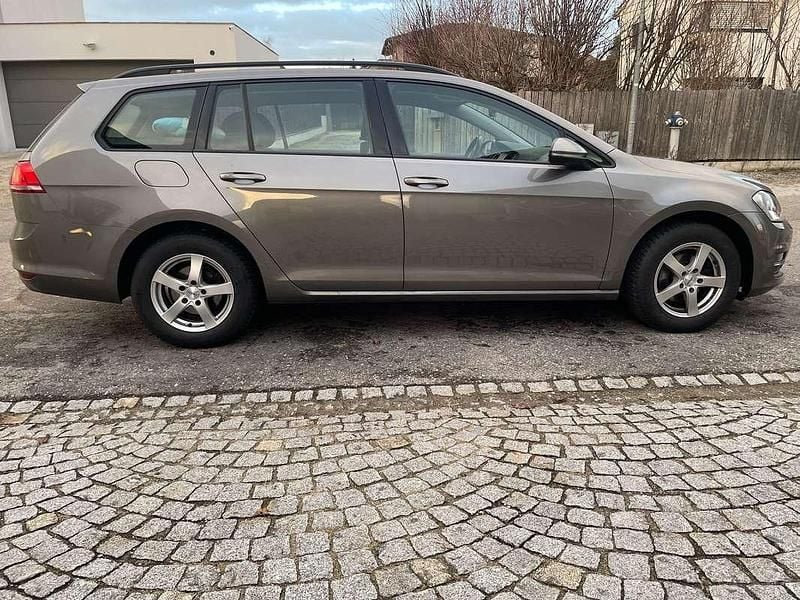 Gebraucht VW Golf VII 105 PS (77 kW) 2014 Grau Kombi