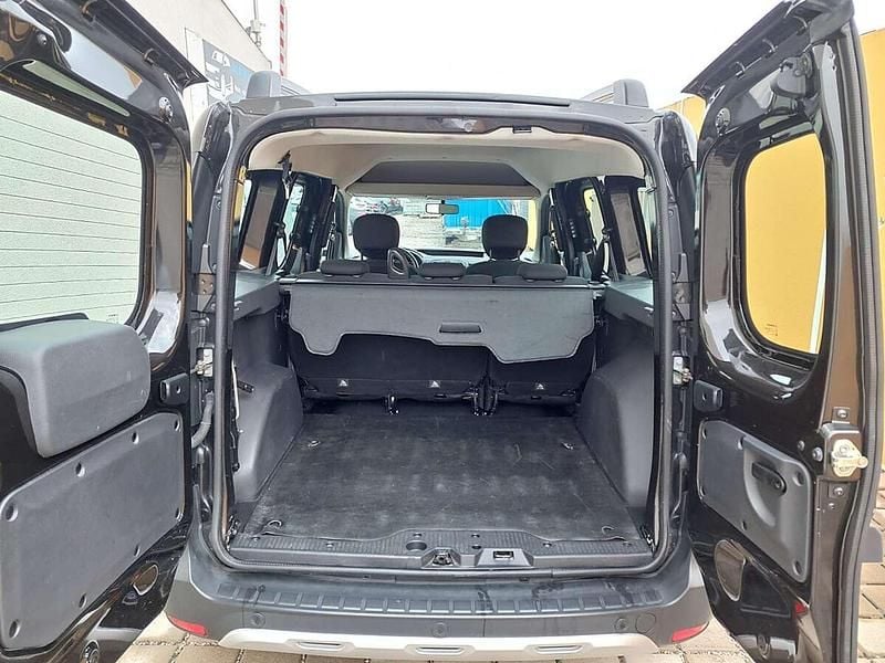 Gebraucht Dacia Dokker Stepway 90 PS (66 kW) 2017 Schwarz Van / Kleinbus